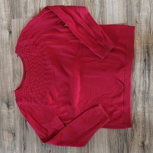 VGUC Red sweater with cable detailing at neck